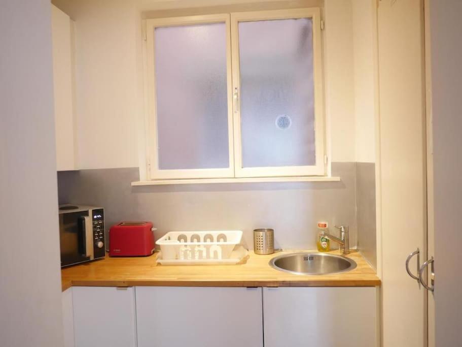 Ixelles: Superbe Appartement, Idealement Situe Bruxelles Exterior foto